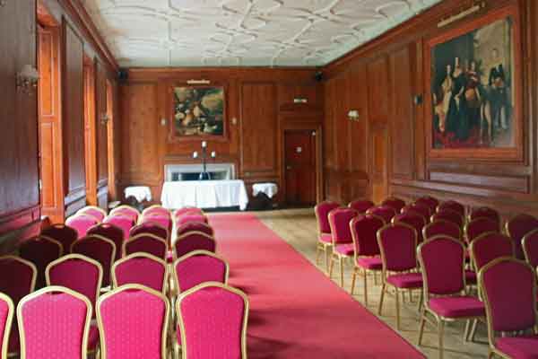Tulloch castle: tying the know in splendour at The Great Hall