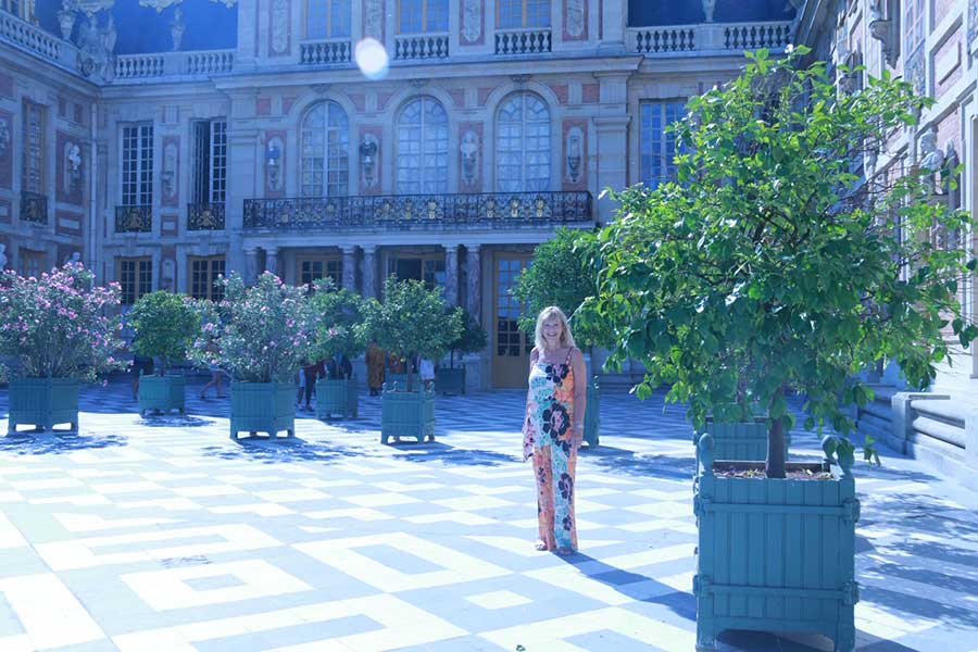 Versailles exterior with plants